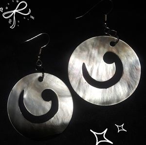 Mother of pearl earrings